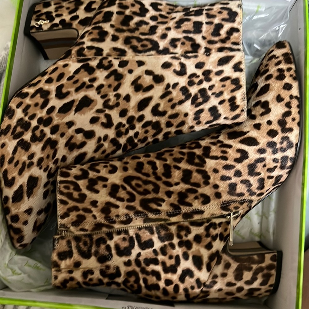 Sam Edelman cheetah leopard cheetah hilty booties